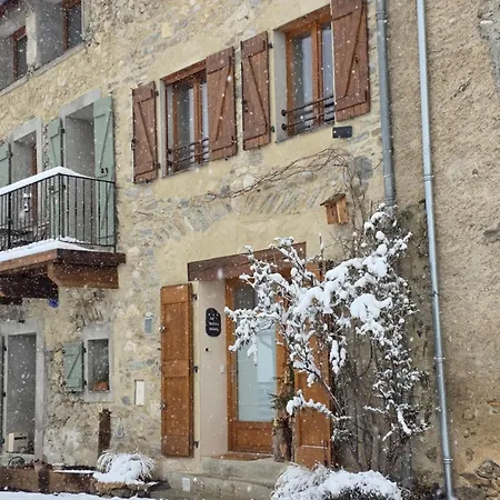 Nyaraló Les Quatre Saisons *