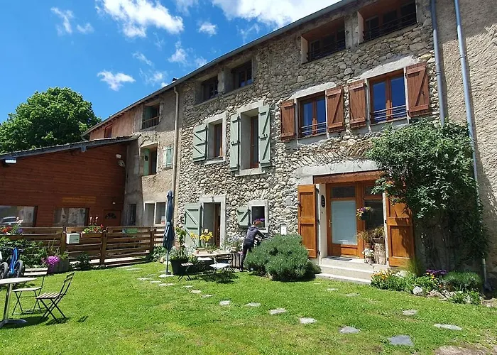 Nyaraló Les Quatre Saisons *